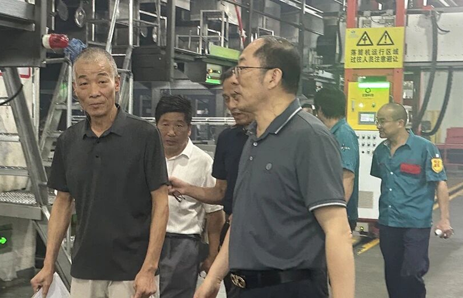 ChangShu Polyester draacht feiligenspeksjes út foardat nasjonale dei en Mid Autumn Festival